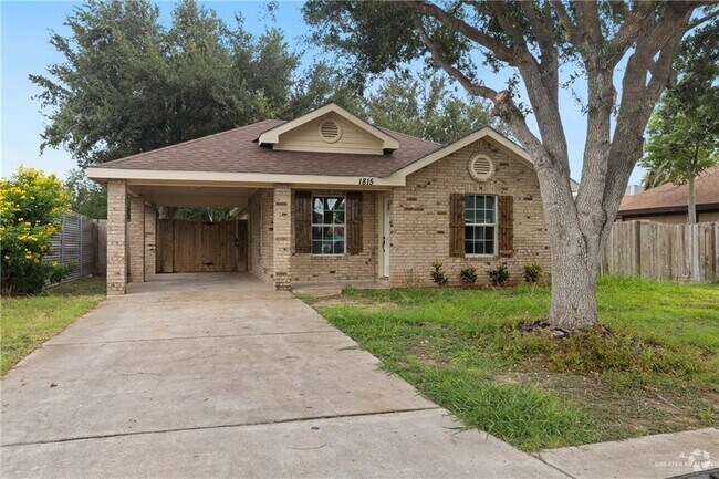Building Photo - 1815 W Adelita St Rental