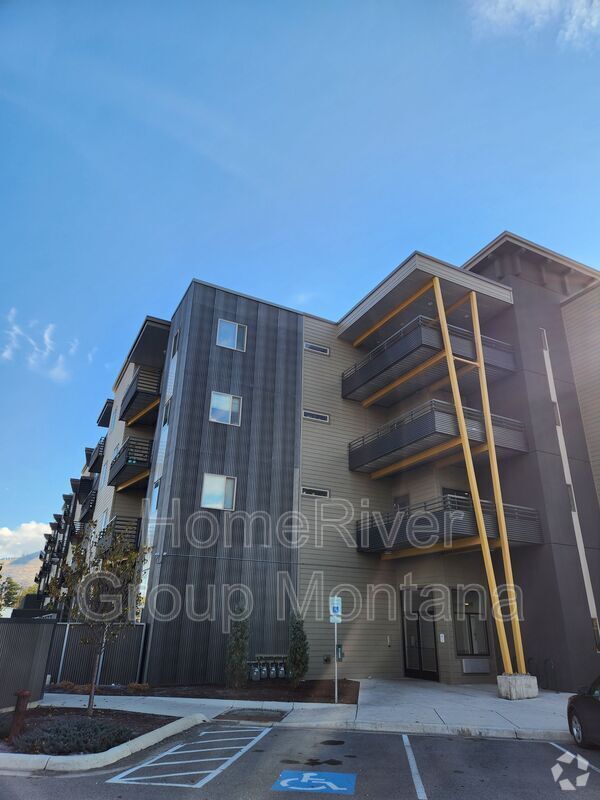 Building Photo - 1500 S 14th St W Rental