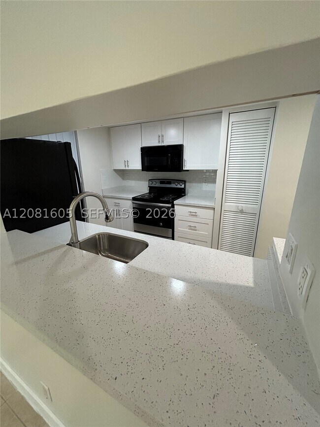 9733 Westview Dr Unit 1321