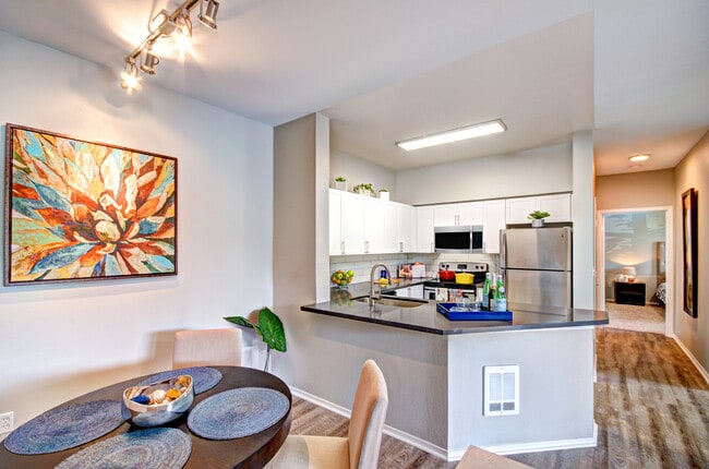 Dining Area - Avana One Six Four