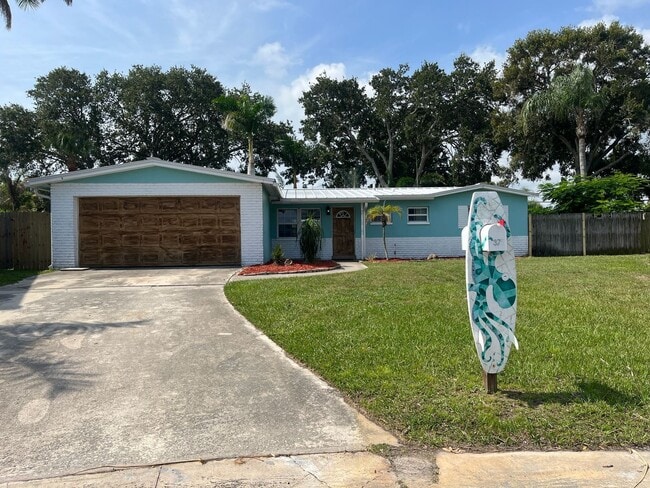 Photo - 375 Carrousel Ct