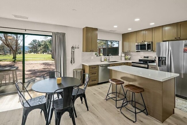 Photo - S-1073 Unit # 1