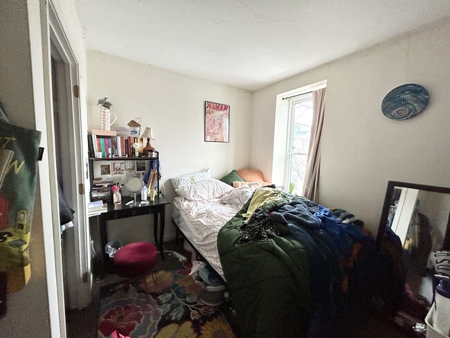 Photo - 75 Hammond St Unit 3