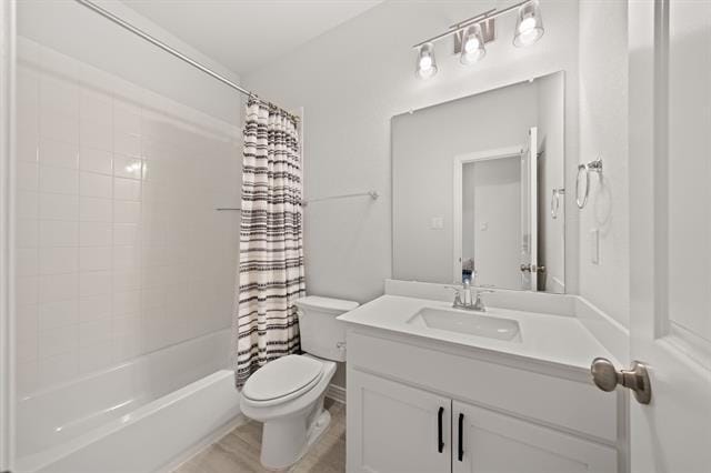 Photo - 549 Cedarwood St