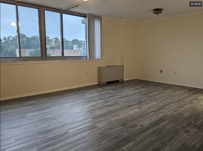 Photo - 5353 Columbia Pike Unit 503