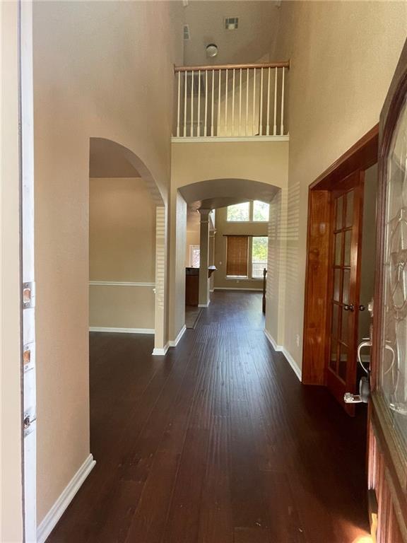 Photo - 704 S Frontier Ln