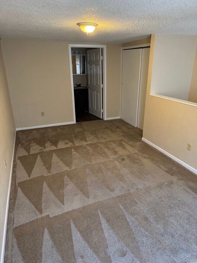 Photo - 205 Broadway St S Unit 3