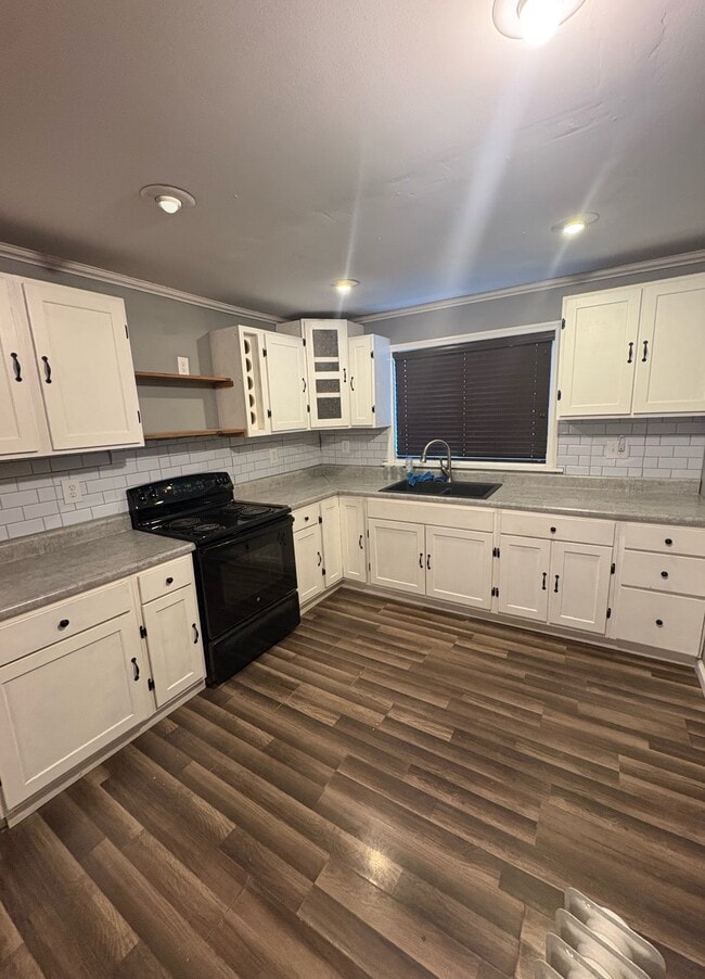 Building Photo - 264 Grant St