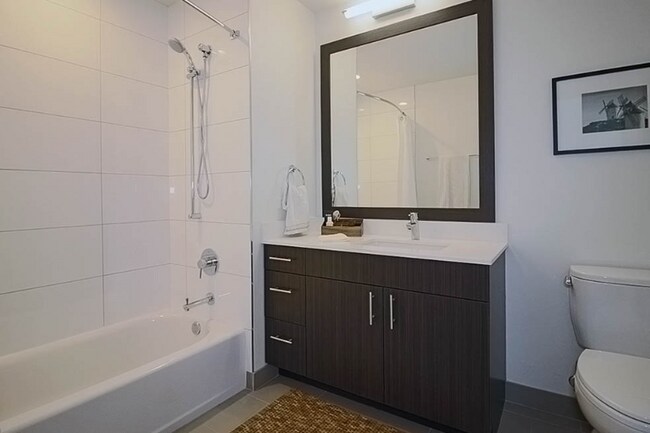 Photo - 461 N Park Dr