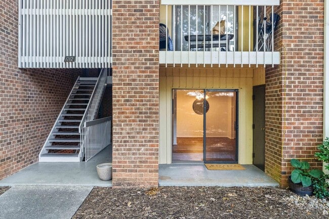 Photo - 1212 Schaub Dr