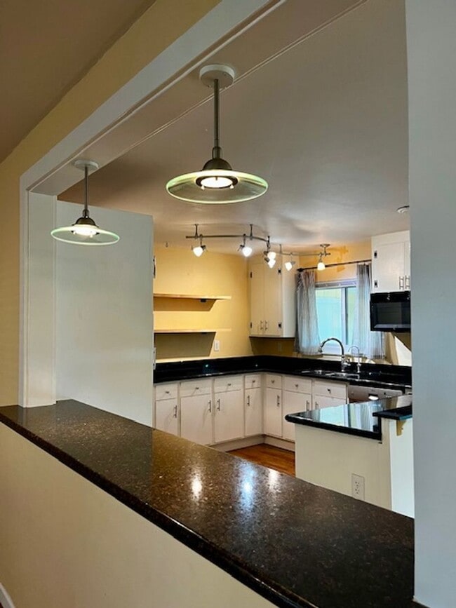 Photo - 6231 Forest Ln