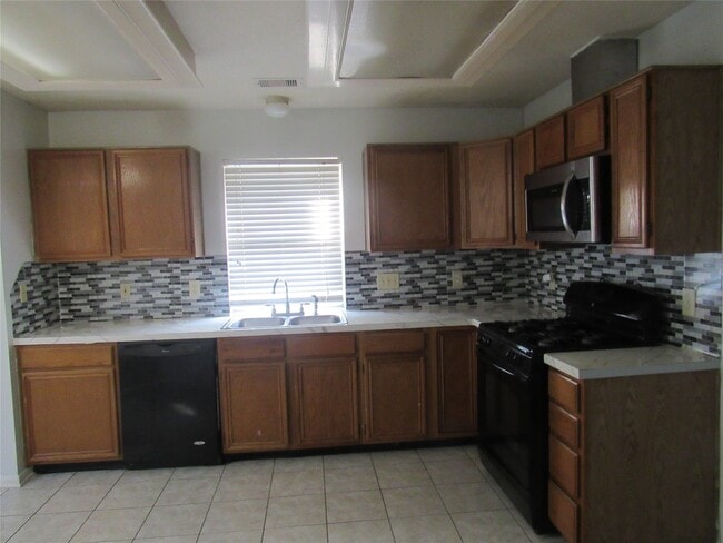 Photo - 5418 Imperial Grove Dr