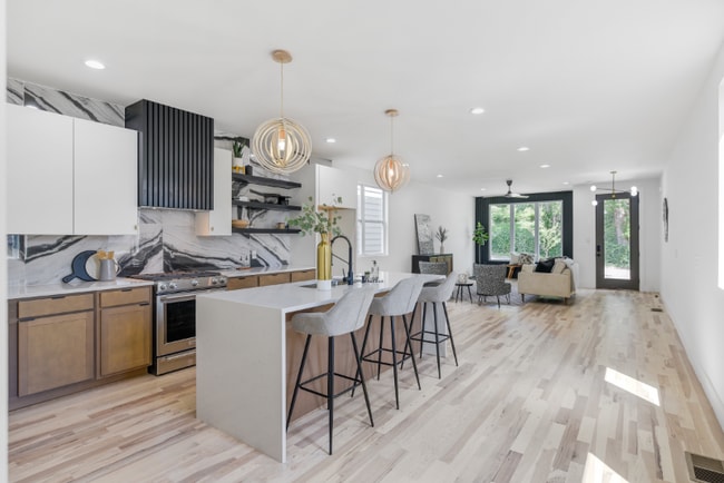 Photo - 11 Garden St