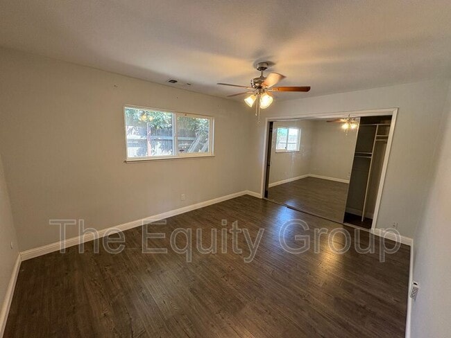 Photo - 473 W Deodar Ln