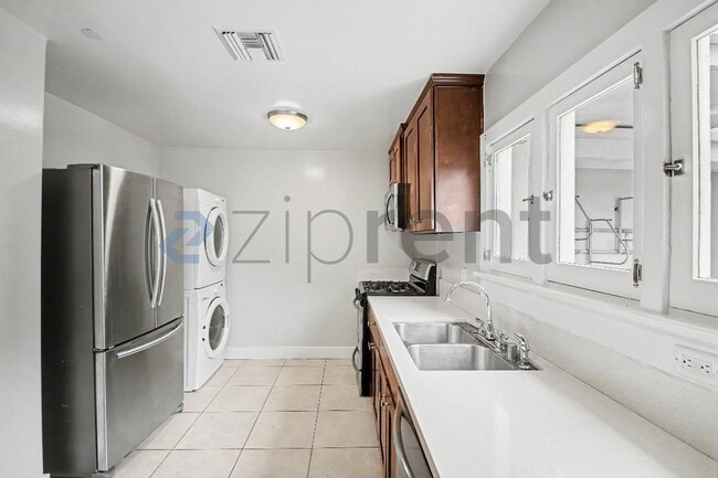 Photo - 5717 Fair Ave