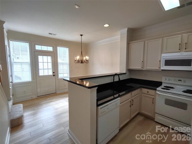 Photo - 8606 Beaver Creek Dr