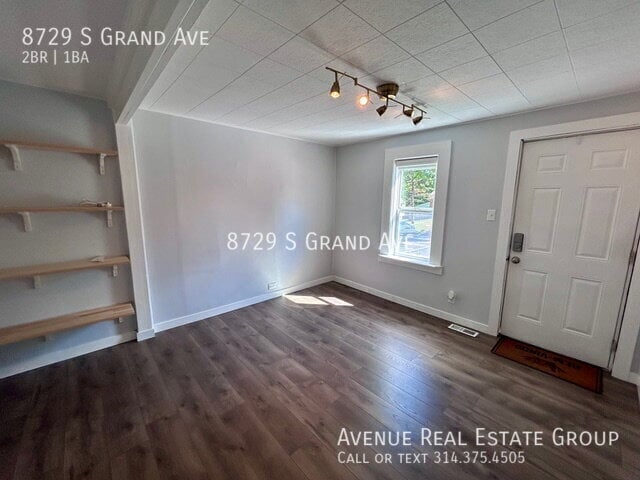Photo - 8729 S Grand Ave