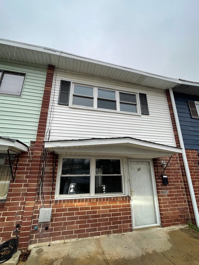 Photo - 31 Rose Ln
