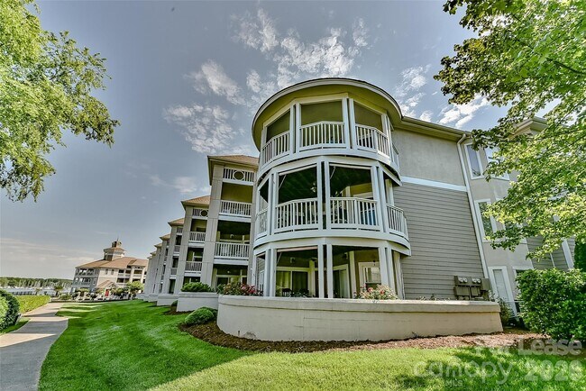 Photo - 18557 Vineyard Point Ln Unit 47