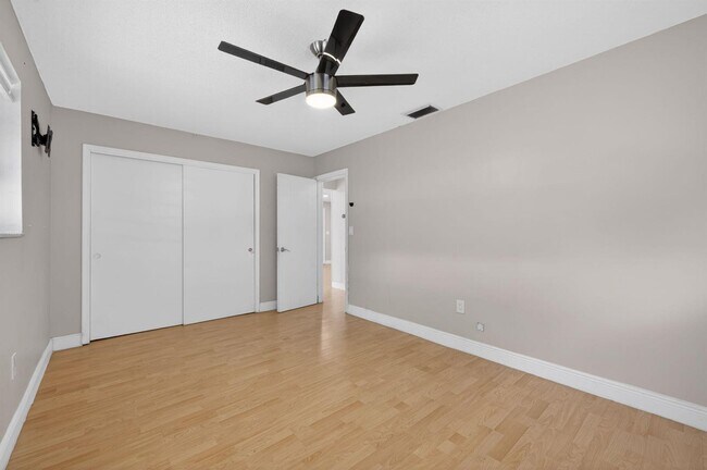 Photo - 6219 SW 20th Ct