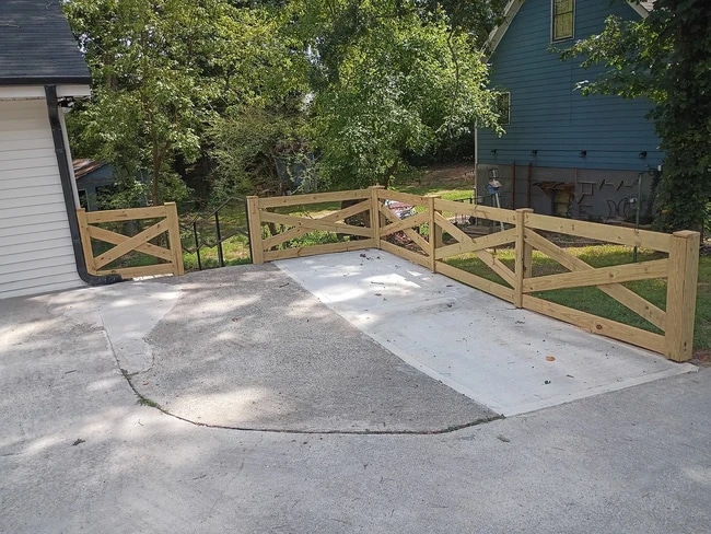 Photo - 731 N Price Rd