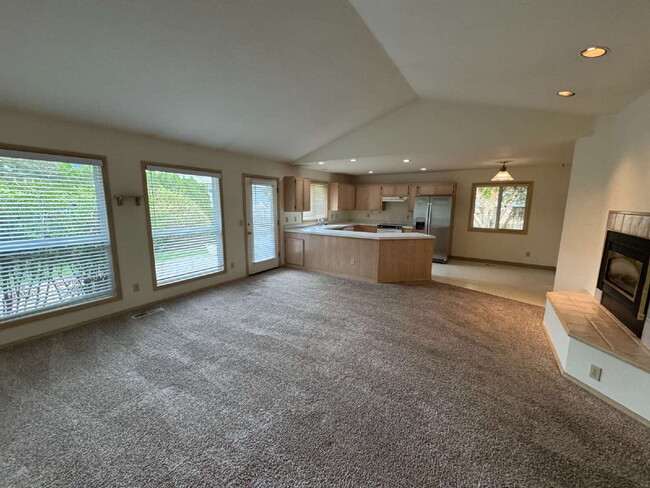 Photo - Spacious Single-level Home in Newer Milwau...