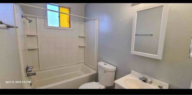 Photo - 511 Utah St SE Unit 511