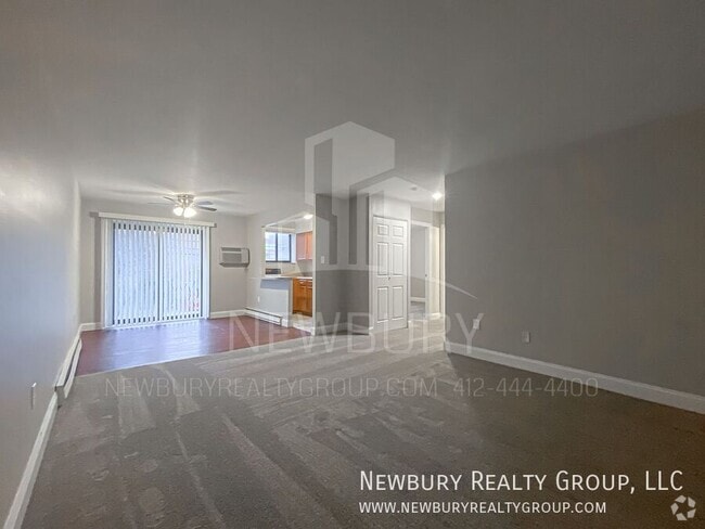 Building Photo - 1459 Poplar St Unit Apt. 8