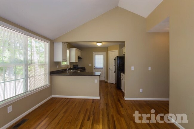 Photo - 125 St Andrews Pl Dr