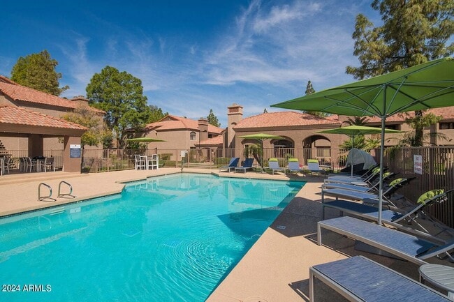 Photo - 242 S Beck Ave Unit 1