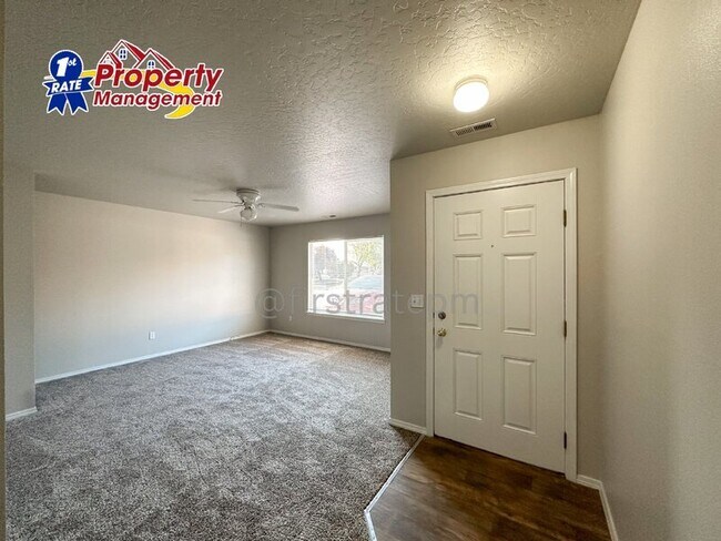 Photo - 16025 N 19th St Unidad #102