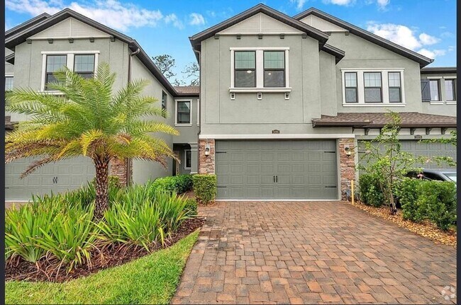 Building Photo - Charming 3BR Townhome in Wesley Chapel