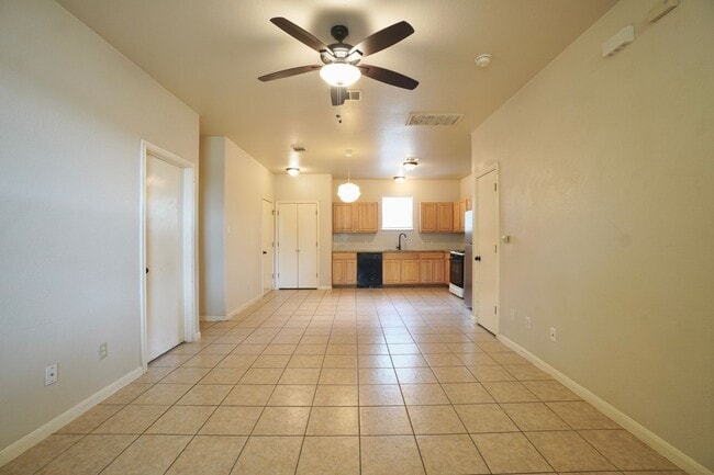 2506 E 8th St Unit A