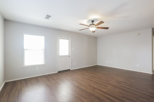 Photo - 12114 English Brook Cir