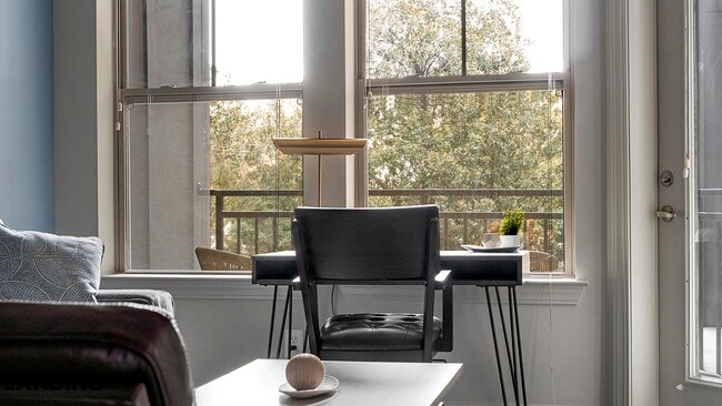 Photo - 2420 Peachtree Rd NW Unidad 1219