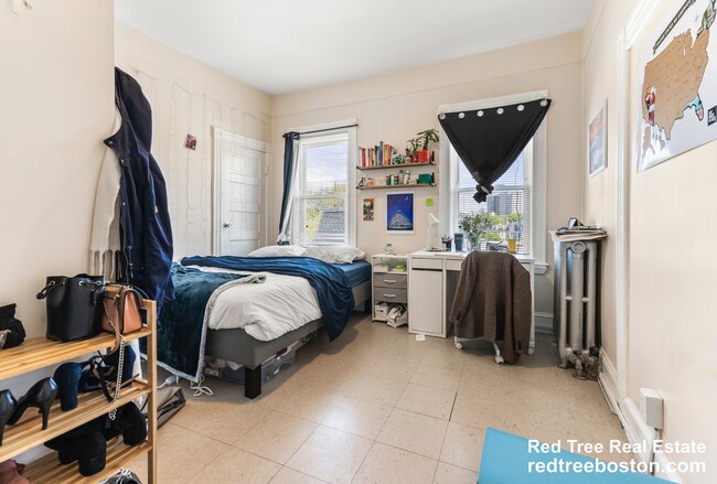 Photo - 175 River St Unidad 3