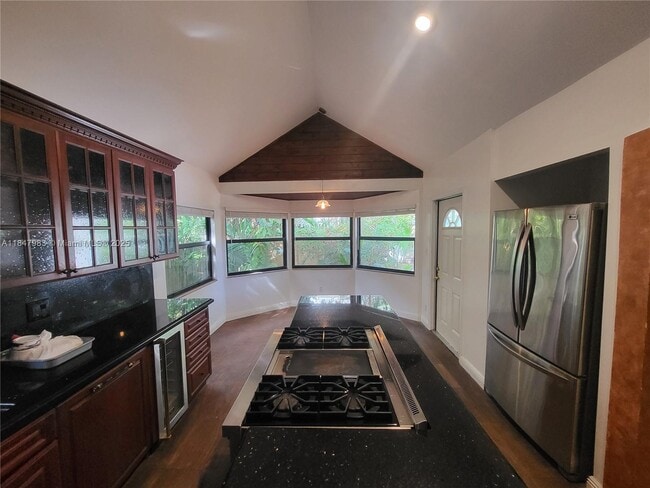 Photo - 38 SW 6th St