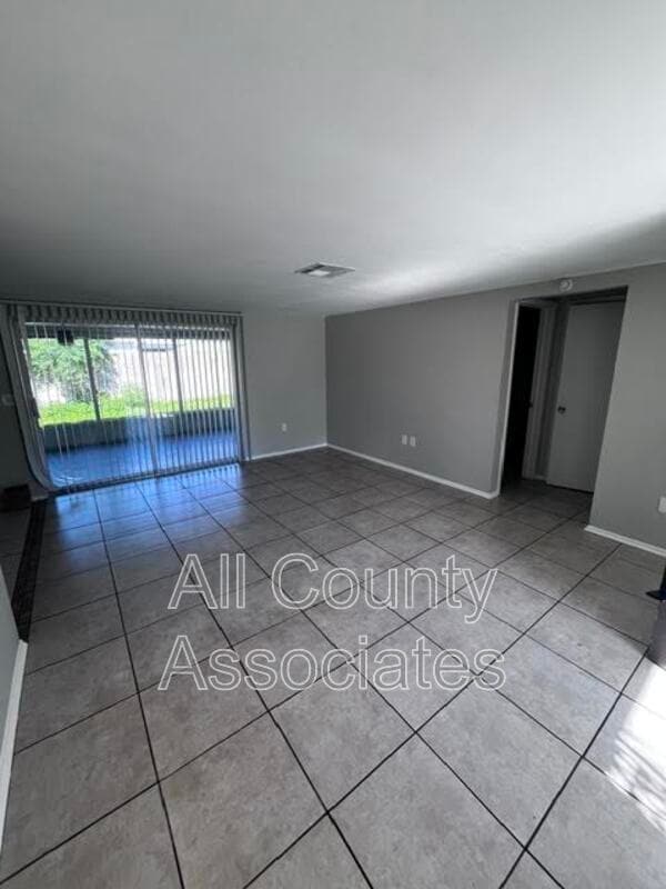 11115 Yellowwood Ln