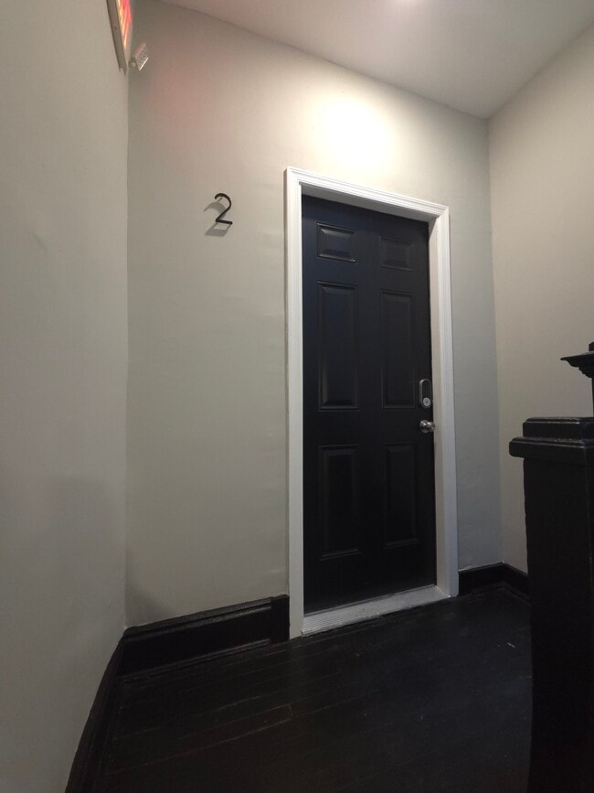 Building Photo - 2732 Reisterstown Rd Unit 2