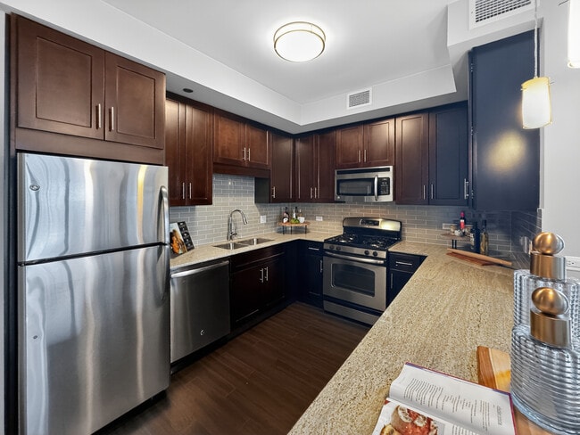 Photo - 61 W Hubbard St Unit 1506