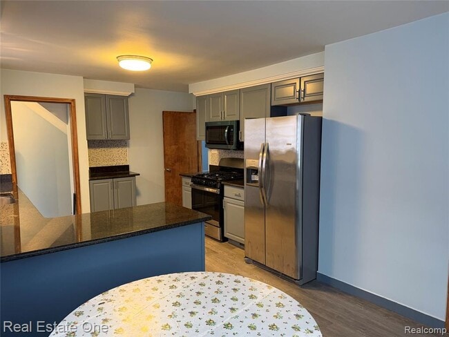 Photo - 6421 Oakman Blvd