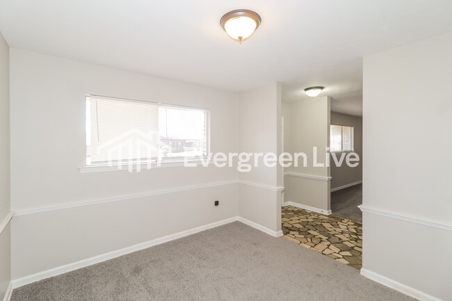 Photo - 3404 Renault St