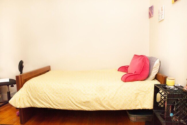 Photo - 1743 Commonwealth Ave