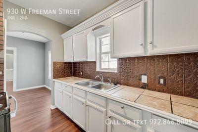 Photo - 930 Freeman St