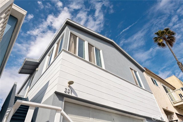 Photo - 221 40th St Townhome