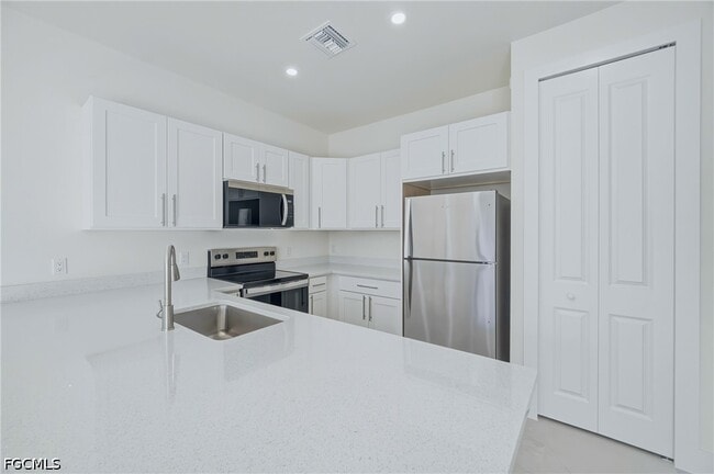 Photo - 5428 Bristo St