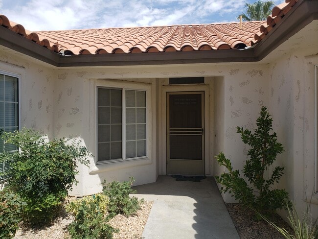 Photo - 136 Desert Falls Dr E
