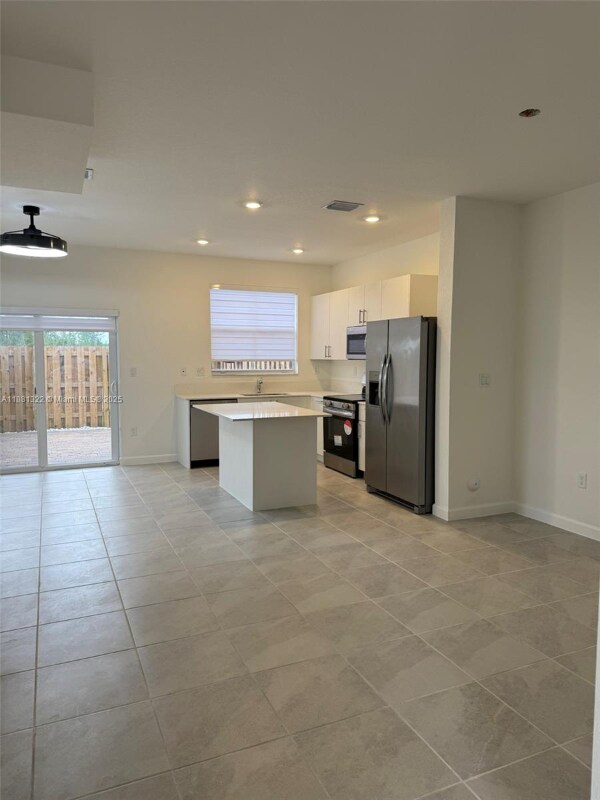 Photo - 2582 SE 29th St