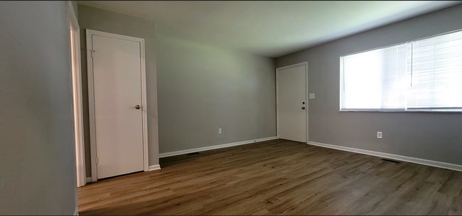 Photo - 3006-3008 Creekview Circle Unit 3008 Creekview