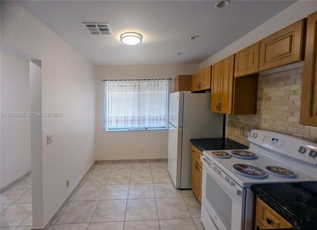 Photo - 448 Lakeview Dr Unit 2